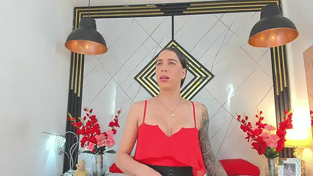 Snapshot of Leisygirl chatting on 02/23/26, 12:41 Leisygirl online show from 02/23/26, 12:41