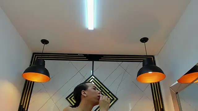 Leisygirl online show from 04/11/26, 03:00