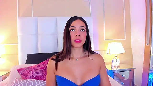 Zoe Evans  online show from 10/24/25, 12:12