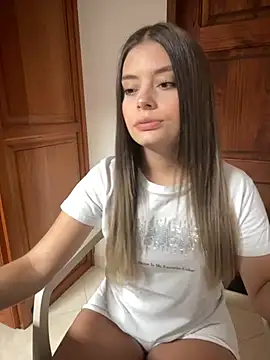 Snapshot of Miss_valeriaa chatting on 01/11/25, 03:31 Miss valeriaa online show from 01/11/25, 03:31