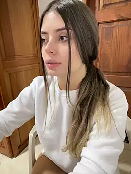 Snapshot of Miss_valeriaa chatting on 02/04/25, 02:17 Miss valeriaa online show from 02/04/25, 02:17