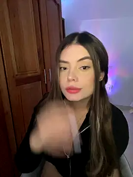 Snapshot of Miss_valeriaa chatting on 10/30/25, 04:08 Miss valeriaa online show from 10/30/25, 04:08