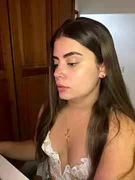 Snapshot of Miss_valeriaa chatting on 11/16/25, 04:45 Miss valeriaa online show from 11/16/25, 04:45