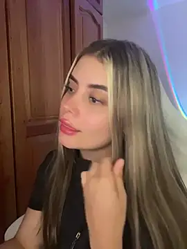 Miss valeriaa online show from 06/20/26, 03:20
