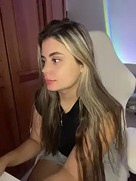 Miss valeriaa online show from 07/12/26, 01:46