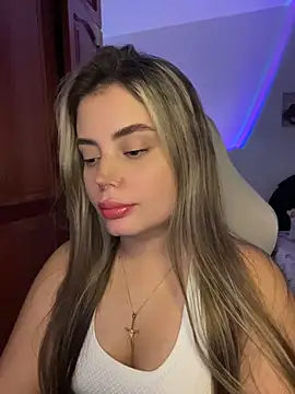 Miss valeriaa online show from 07/15/26, 09:42