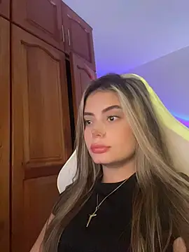 Miss valeriaa online show from 07/17/26, 04:45