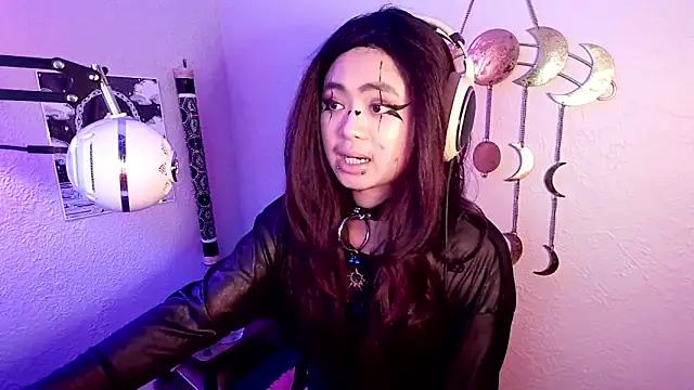 Snapshot of Azazelgains chatting on 03/21/25, 06:49 Azazelgains online show from 03/21/25, 06:49