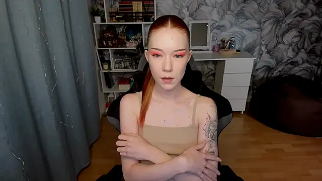 Snapshot of litl_Mia chatting on 09/27/25, 04:34 litl Mia online show from 09/27/25, 04:34