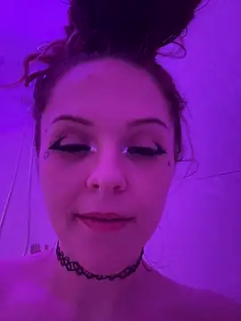 Snapshot of BlaizeyBBy chatting on 01/30/25, 01:10 BlaizeyBBy online show from 01/30/25, 01:10