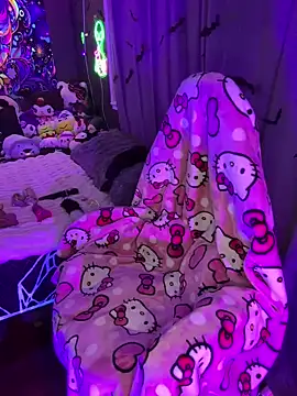 Snapshot of BlaizeyBBy chatting on 03/11/25, 09:02 BlaizeyBBy online show from 03/11/25, 09:02