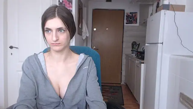 simyhvn online show from 02/11/25, 08:37