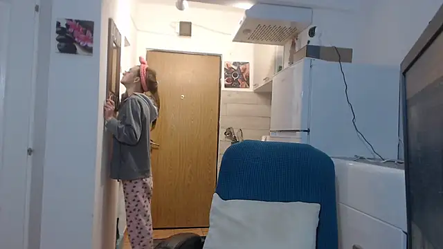 simyhvn online show from 02/24/25, 05:11