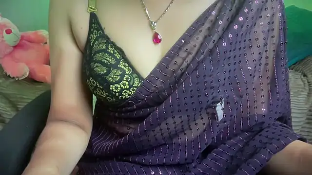 Snapshot of Queen_Angelena chatting on 05/03/26, 05:30 Queen Angelena online show from 05/03/26, 05:30