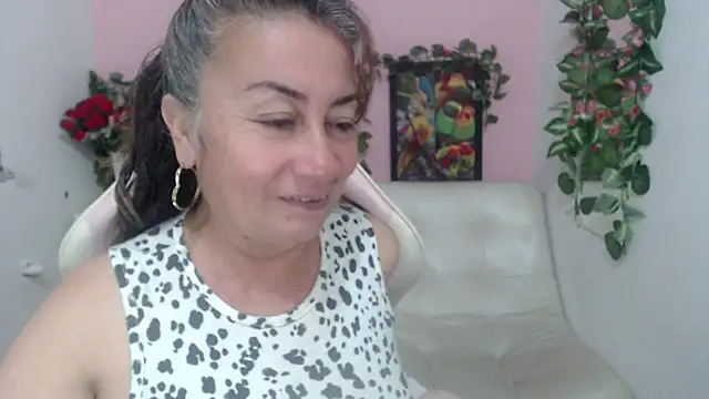 stepmother 105 online show from 09/26/25, 04:55