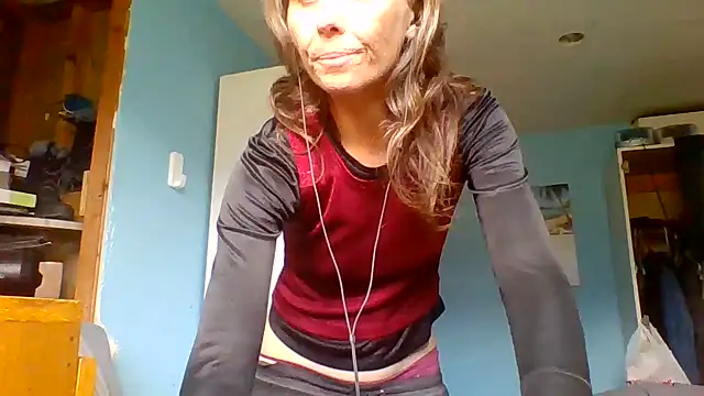 Snapshot of SexyRach75 chatting on 07/25/26, 02:36 SexyRach75 online show from 07/25/26, 02:36