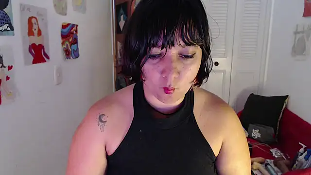 Snapshot of soynanabela28 chatting on 09/17/25, 05:20 soynanabela28 online show from 09/17/25, 05:20