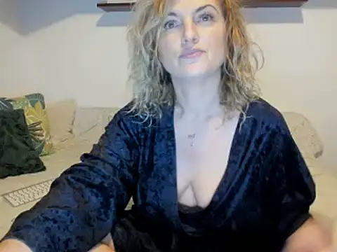 Snapshot of Jadore_able chatting on 03/12/25, 03:24 Jadore able online show from 03/12/25, 03:24