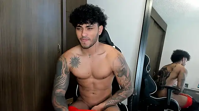 Alessandro Vanni online show from 12/21/24, 01:42