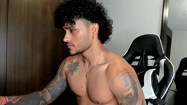 Alessandro Vanni online show from 01/06/25, 12:16