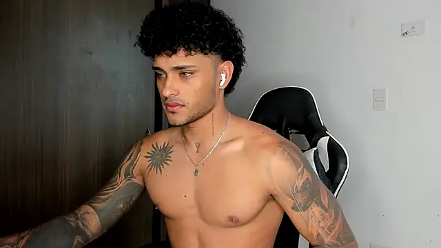 Alessandro Vanni online show from 01/30/25, 07:48