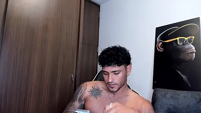 Alessandro Vanni online show from 03/10/25, 03:23