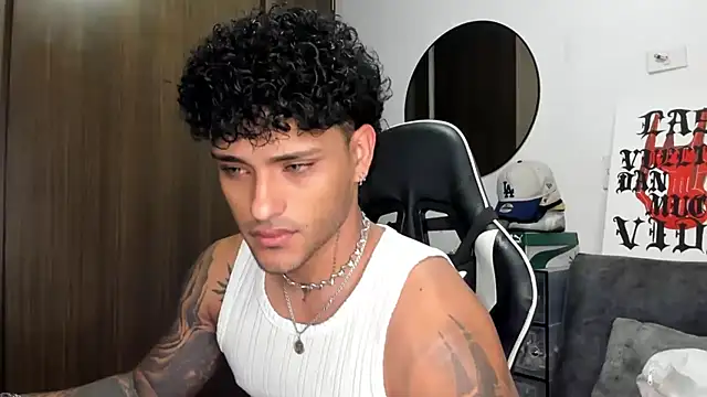 Alessandro Vanni online show from 09/11/25, 01:28