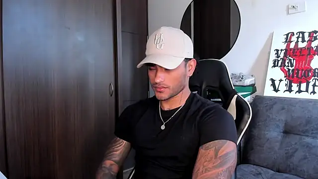 Alessandro Vanni online show from 09/26/25, 12:09