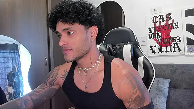 Alessandro Vanni online show from 02/12/26, 02:34