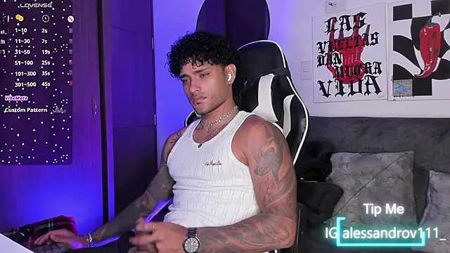 Snapshot of Alessandro_Vanni chatting on 03/23/26, 11:42 Alessandro Vanni online show from 03/23/26, 11:42
