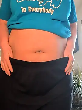 Snapshot of Canadian_BBW chatting on 03/17/26, 08:01 Canadian BBW online show from 03/17/26, 08:01