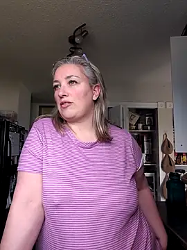 Snapshot of Canadian_BBW chatting on 03/22/26, 06:33 Canadian BBW online show from 03/22/26, 06:33