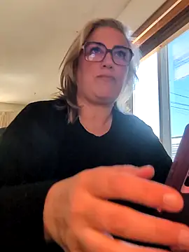 Snapshot of Canadian_BBW chatting on 04/24/26, 08:22 Canadian BBW online show from 04/24/26, 08:22