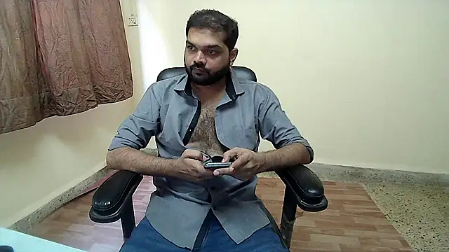 Snapshot of mynastyfuckerr chatting on 05/01/26, 11:15 mynastyfuckerr online show from 05/01/26, 11:15