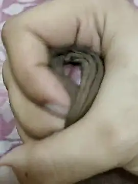 Snapshot of rockkyy9 chatting on 10/20/25, 08:31 rockkyy9 online show from 10/20/25, 08:31