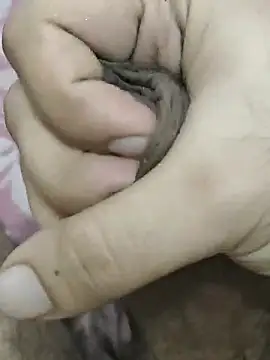 Snapshot of rockkyy9 chatting on 10/24/25, 06:59 rockkyy9 online show from 10/24/25, 06:59