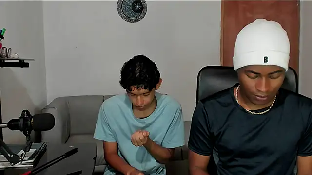 Snapshot of CrissBrownxxx chatting on 02/22/26, 03:54 CrissBrownxxx online show from 02/22/26, 03:54