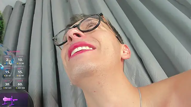 Thiago jones online show from 12/03/25, 01:13