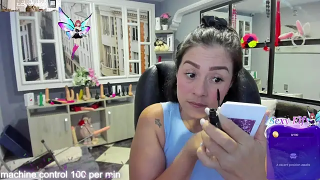 Snapshot of kagomme chatting on 01/12/25, 04:18 kagomme online show from 01/12/25, 04:18