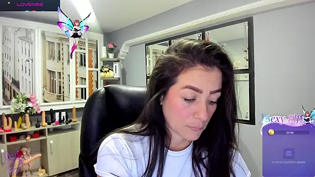 Snapshot of kagomme chatting on 02/17/25, 04:31 kagomme online show from 02/17/25, 04:31