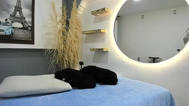 Snapshot of kagomme chatting on 11/18/25, 04:39 kagomme online show from 11/18/25, 04:39