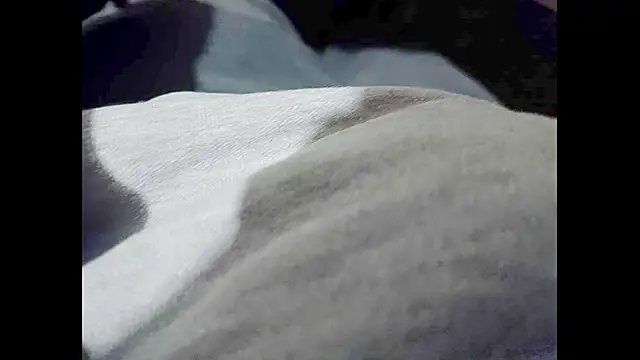 Snapshot of hairyuncut00 chatting on 01/13/25, 03:58 hairyuncut00 online show from 01/13/25, 03:58