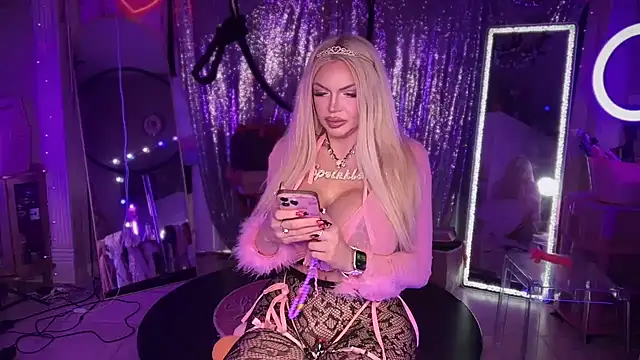 bimbotwerkqueen online show from 09/12/25, 11:15