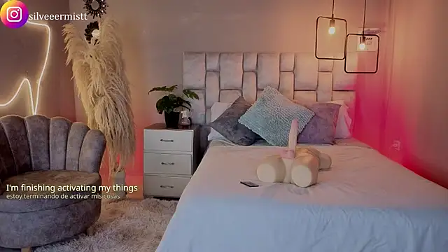 Snapshot of pamela_reyes_ chatting on 04/22/26, 03:02 pamela reyes online show from 04/22/26, 03:02