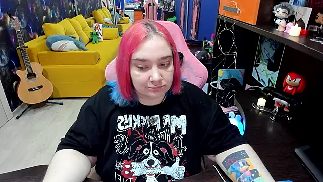 Softie Sofy online show from 01/21/25, 02:22