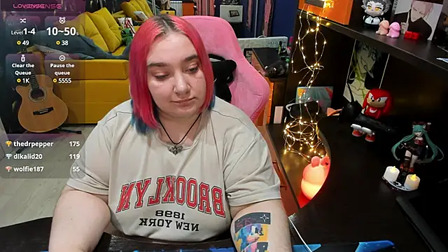 Softie Sofy online show from 01/23/25, 05:45