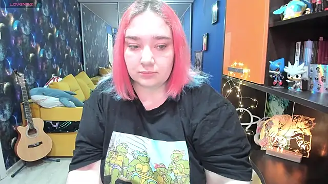 Softie Sofy online show from 03/20/25, 05:13