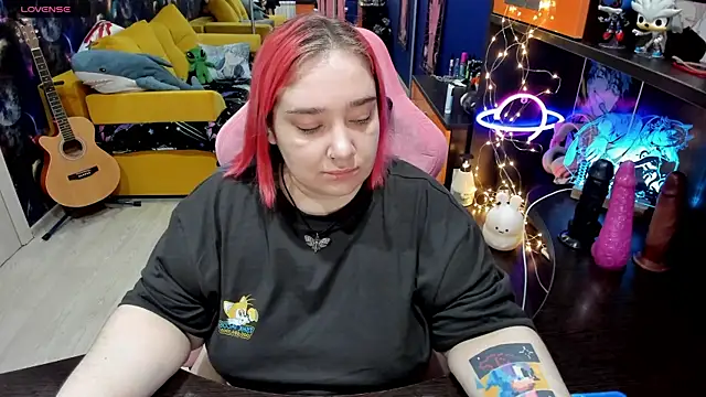 Softie Sofy online show from 03/21/25, 03:12