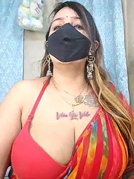 cute-tanvi online show from 11/12/25, 12:44