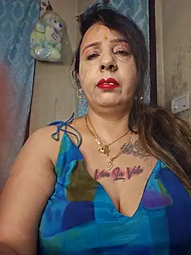 cute-tanvi online show from 12/18/25, 01:33